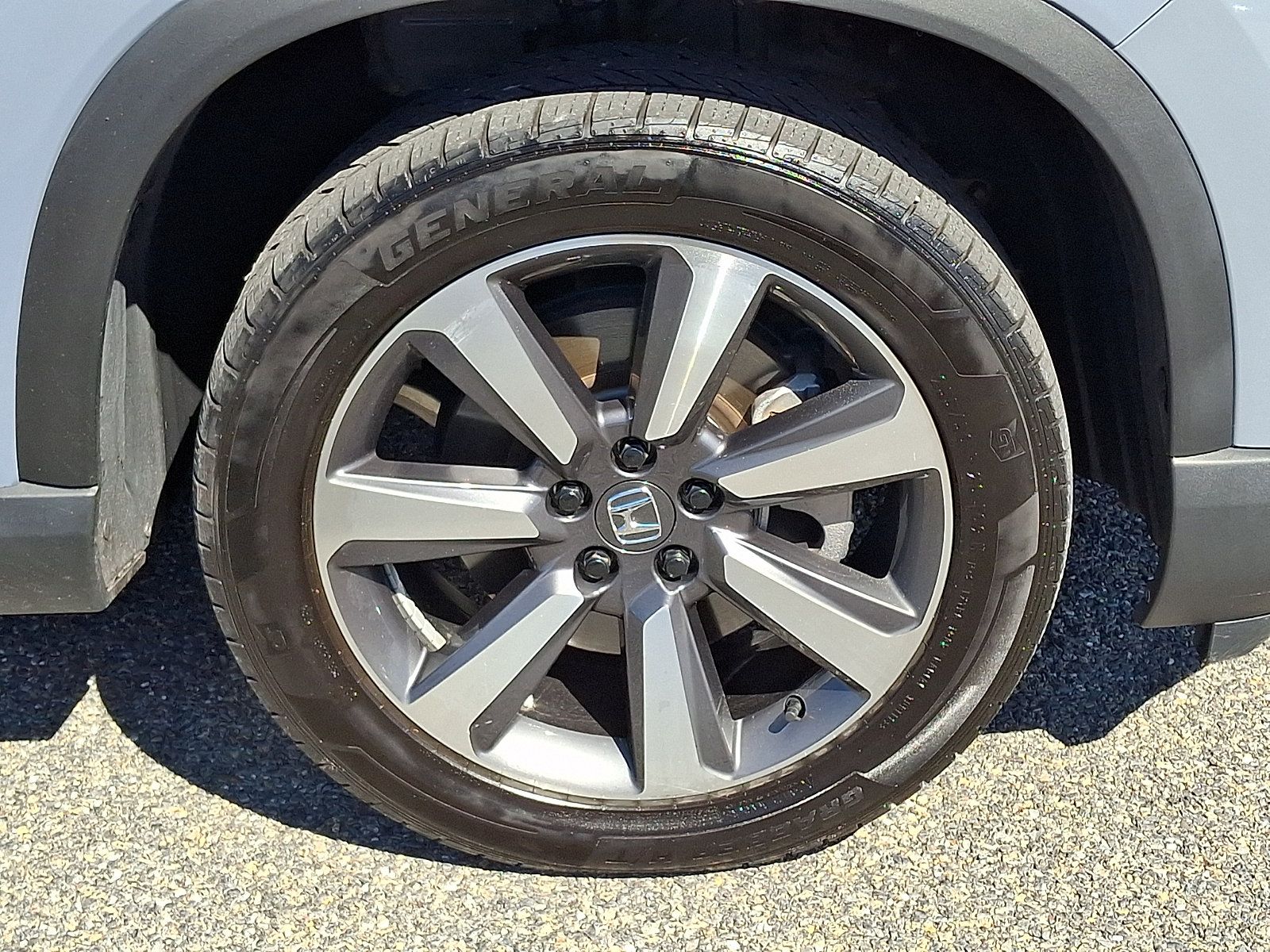 Used 2023 Honda Pilot Elite image 9