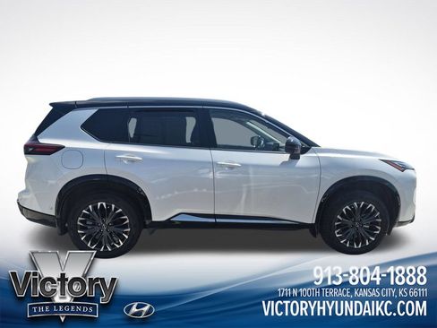 Used 2024 Nissan Rogue Platinum w/ Platinum Premium Package AWD/4WD image 6