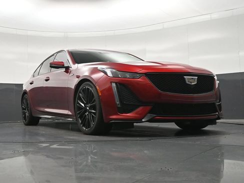 Used 2023 Cadillac CT5 V w/ Premium Package RWD image 32