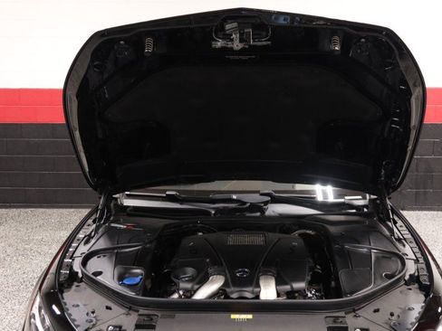 Used 2017 Mercedes-Benz S 550 4MATIC Coupe image 15