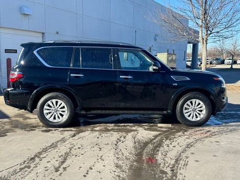 Used 2022 Nissan Armada SV image 8