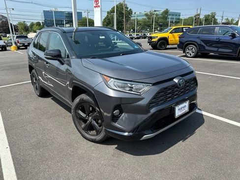 Certified 2020 Toyota RAV4 XSE AWD/4WD image 3