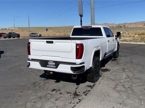 Certified 2025 GMC Sierra 3500 Denali Ultimate image 8