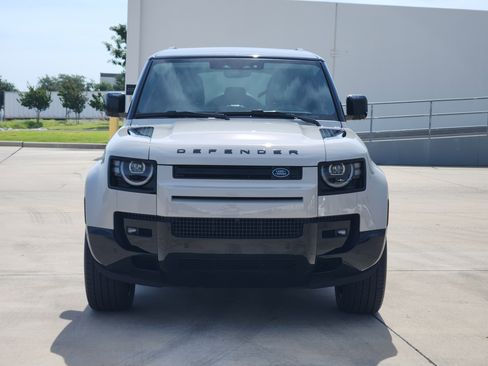 New 2026 Land Rover Defender 110 X-Dynamic SE AWD/4WD image 2