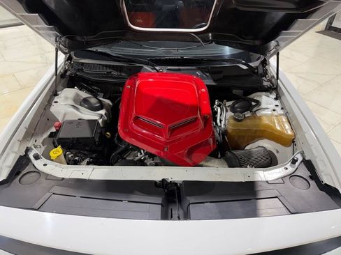 Used 2016 Dodge Challenger R/T Plus RWD image 5