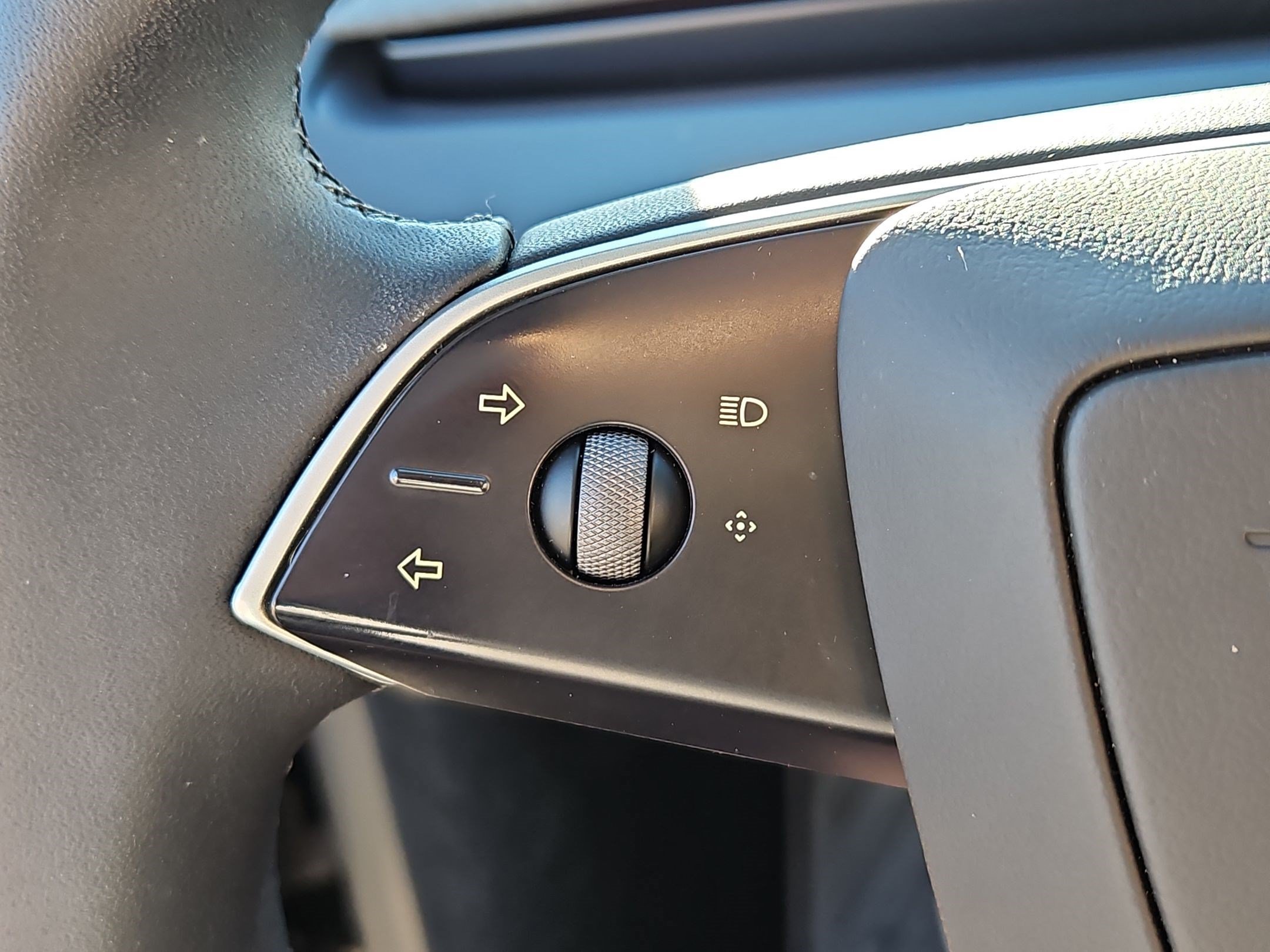 Used 2025 Tesla Model 3 Long Range RWD image 17