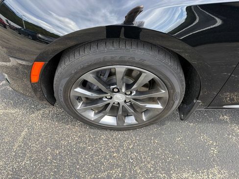 Used 2016 Cadillac XTS Luxury AWD/4WD image 2