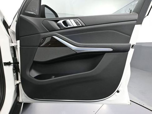 Used 2024 BMW X5 xDrive40i image 47