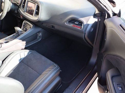 Used 2023 Dodge Challenger SRT Hellcat Widebody image 48