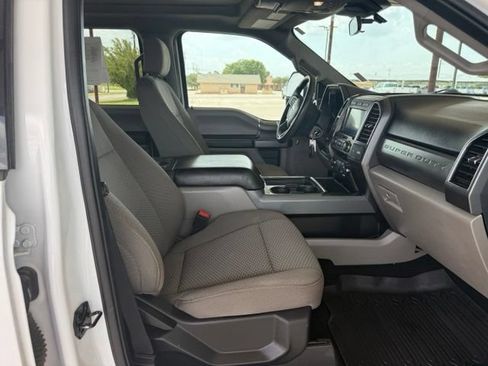 Used 2020 Ford F250 XLT w/ XLT Premium Package AWD/4WD image 11
