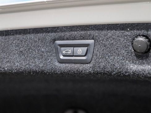 Used 2019 BMW M5 w/ Executive Package image 46