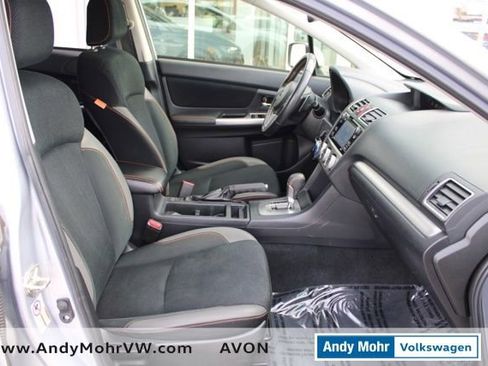 Used 2017 Subaru Crosstrek 2.0i Premium image 19