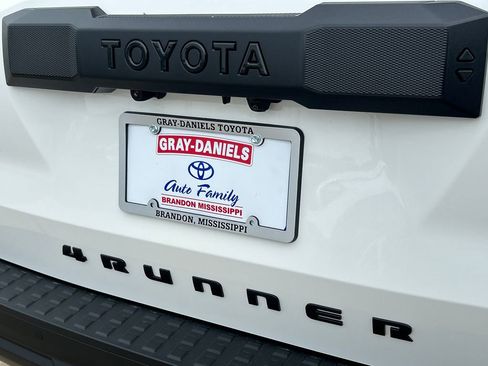 New 2026 Toyota 4Runner TRD Off-Road Premium AWD/4WD image 38