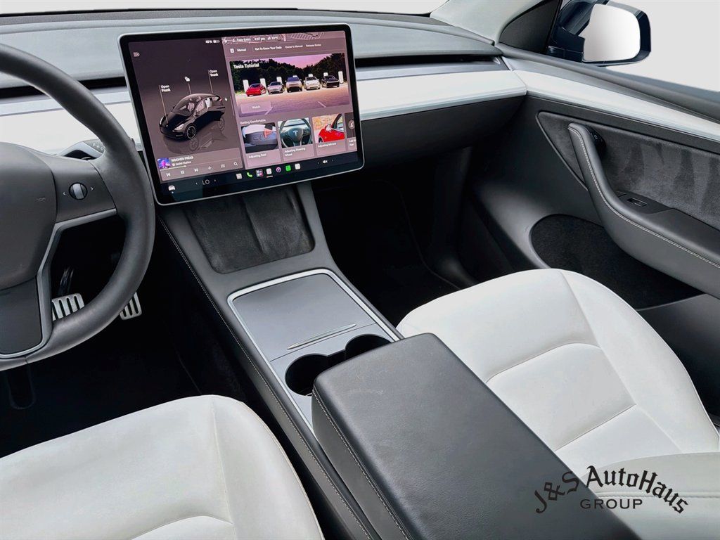 Used 2023 Tesla Model Y Performance AWD/4WD image 30