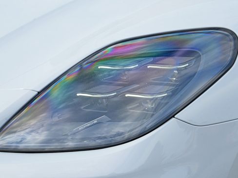 Used 2025 Porsche Panamera image 62