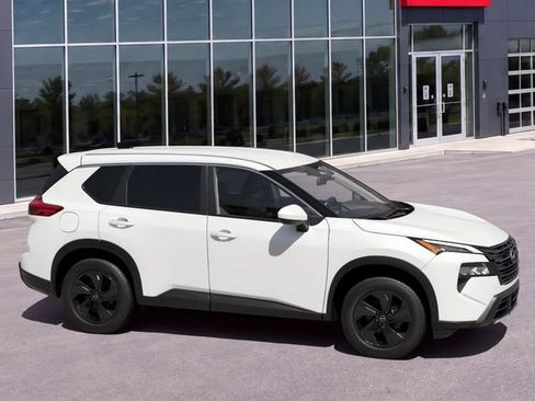 New 2026 Nissan Rogue SV w/ Cold Weather Package AWD/4WD image 7