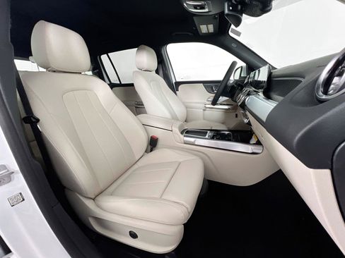 Certified 2026 Mercedes-Benz GLB 250 4MATIC image 24