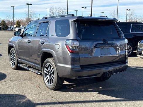 Used 2018 Toyota 4Runner Limited image 4
