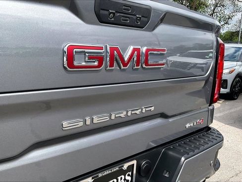 Used 2020 GMC Sierra 1500 AT4 w/ AT4 Premium Package AWD/4WD image 43