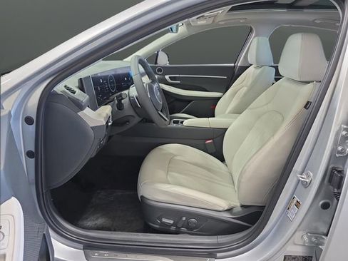 New 2026 Hyundai Sonata Limited image 4
