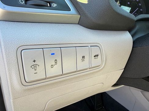 Used 2017 Hyundai Tucson Sport w/ Cargo Package image 11