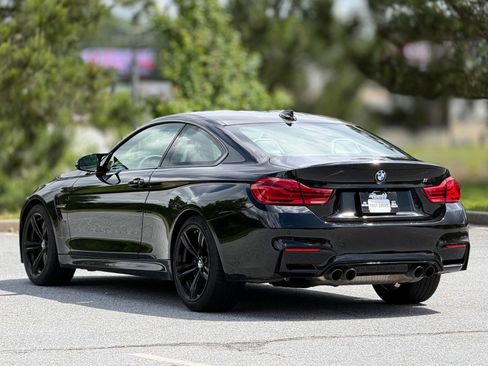 Used 2018 BMW M4 Coupe RWD image 10