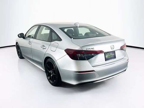 Used 2025 Honda Civic Sport image 5