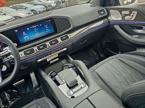New 2026 Mercedes-Benz GLE 63 AMG S image 32