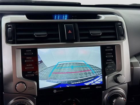 Used 2020 Toyota 4Runner SR5 Premium image 8