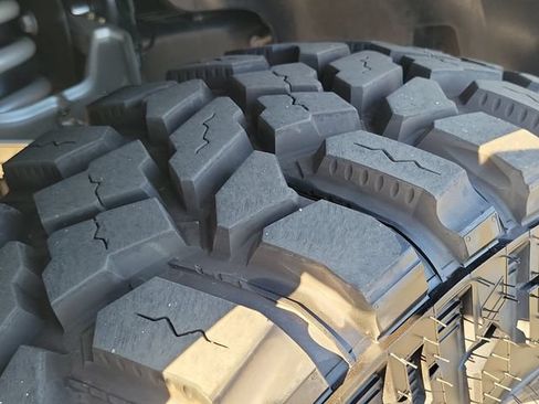 Used 2018 Ford F150 Raptor w/ Equipment Group 802A Luxury AWD/4WD image 37