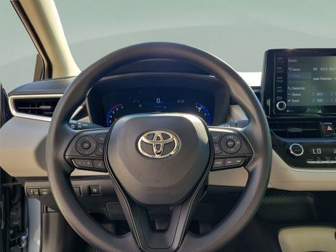 Certified 2022 Toyota Corolla LE FWD image 22