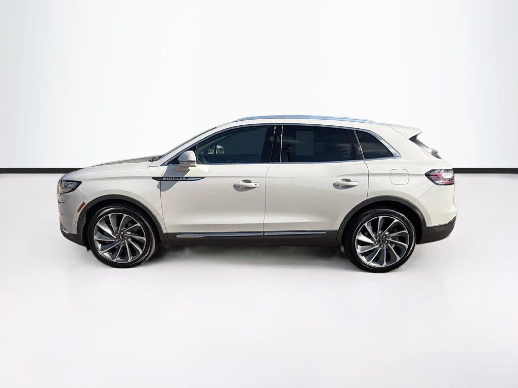 Used 2023 Lincoln Nautilus Reserve w/ Equipment Group 201A AWD/4WD image 8
