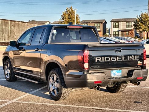 Certified 2025 Honda Ridgeline TrailSport image 4