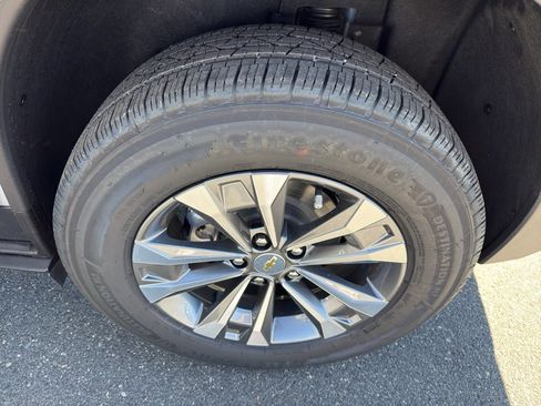 New 2026 Chevrolet Equinox LT w/ Convenience Package II image 27