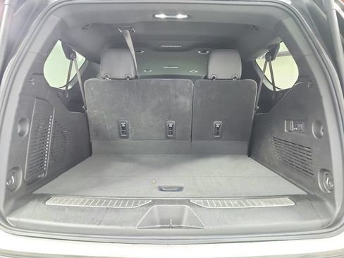 Used 2025 GMC Yukon XL Denali AWD/4WD image 52