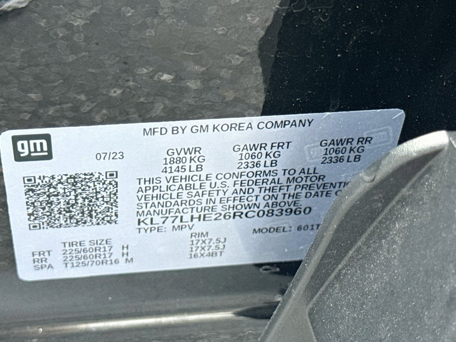 Used 2024 Chevrolet Trax LT w/ LT Convenience Package FWD image 29