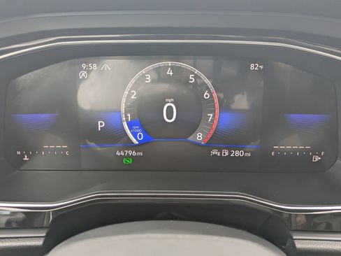 Used 2023 Volkswagen Jetta SE FWD image 23