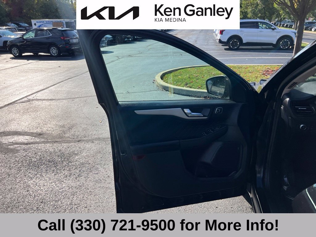 Used 2020 Ford Escape SEL AWD/4WD image 23