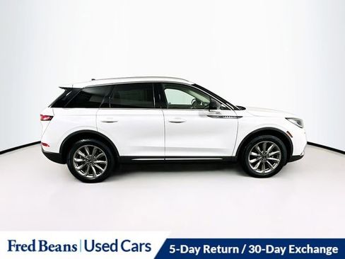 Certified 2021 Lincoln Corsair AWD w/ Premium Package image 9