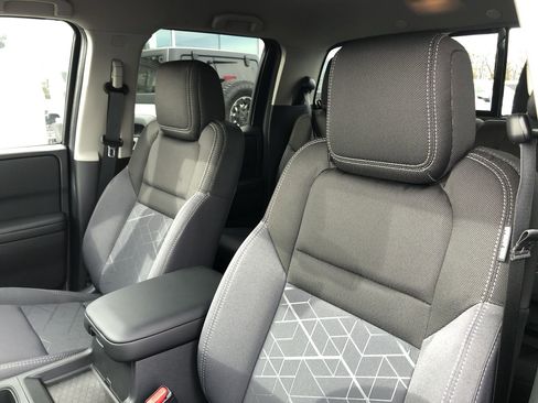 New 2026 Nissan Frontier SV w/ Tow Package image 21