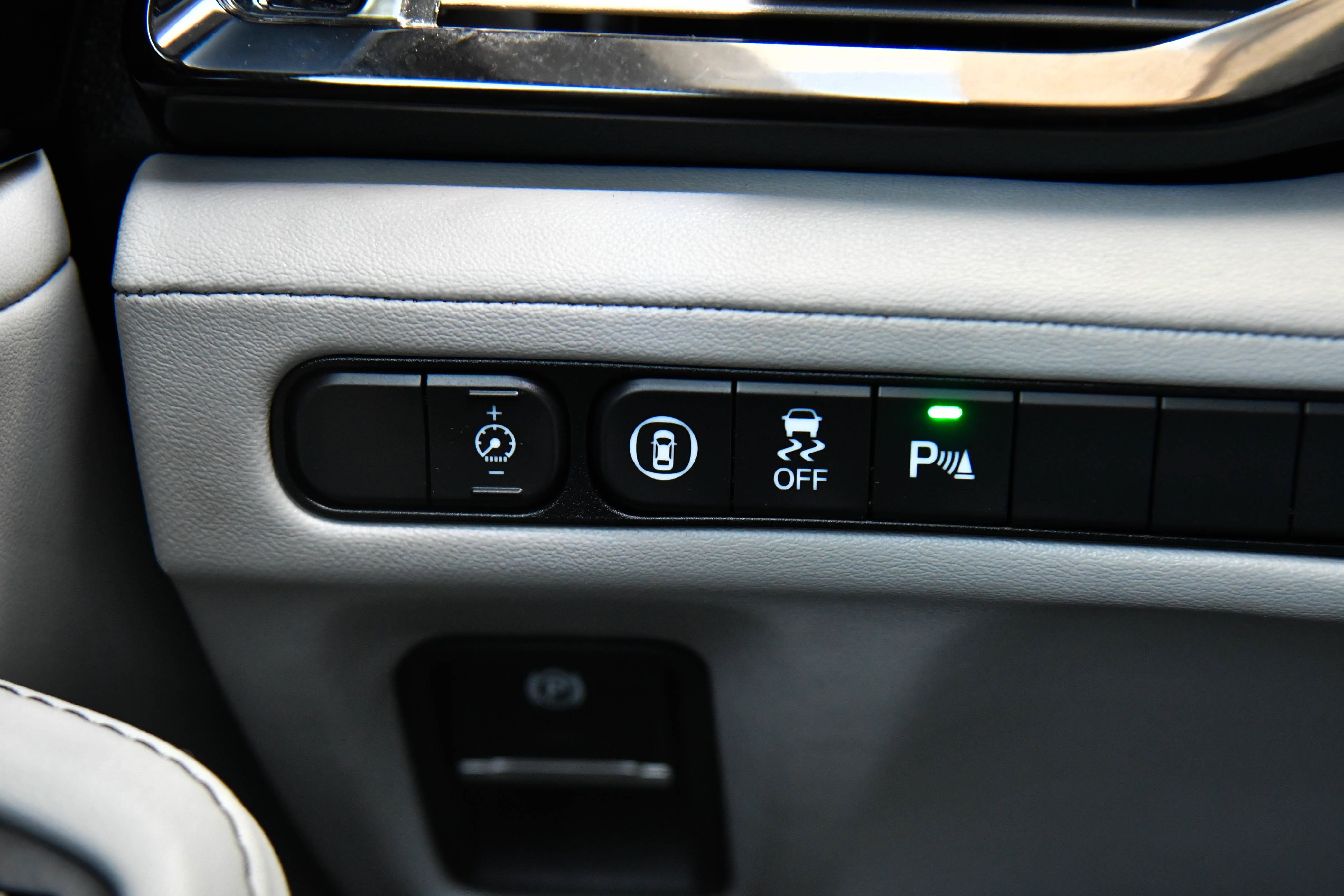 Used 2022 Acura MDX w/ Technology Package FWD image 36