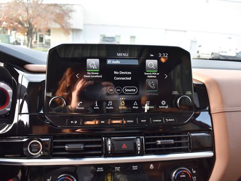 Used 2022 Nissan Pathfinder Platinum w/ Cargo Package image 23