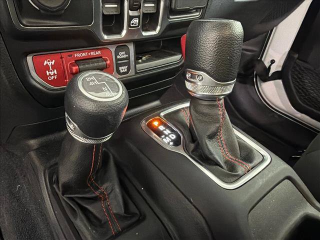 Used 2023 Jeep Gladiator Rubicon w/ LED Lighting Group AWD/4WD image 30