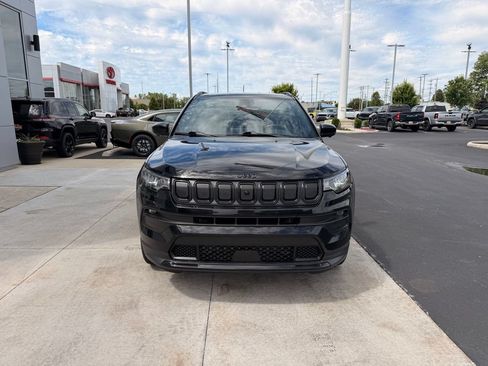 Used 2022 Jeep Compass Latitude w/ Convenience Group AWD/4WD image 18