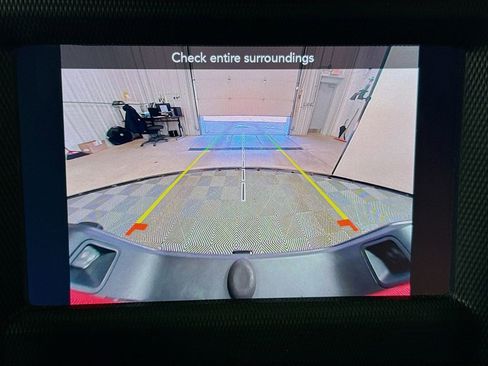 Used 2022 Jeep Gladiator Sport image 13