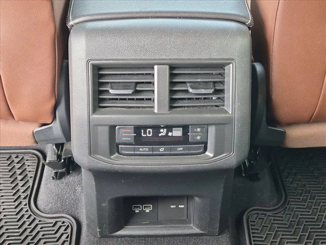 Used 2021 Volkswagen Atlas SE w/ Towing Package AWD/4WD image 14