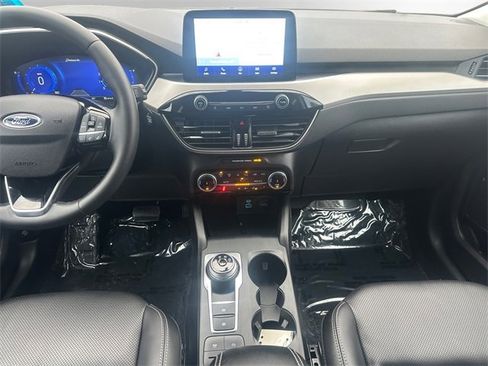 Used 2022 Ford Escape SEL w/ Technology Package image 11