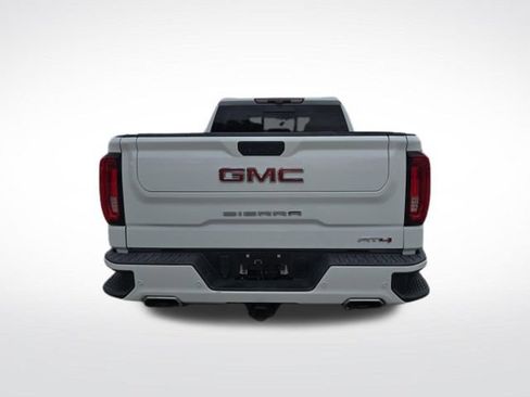 Used 2020 GMC Sierra 1500 AT4 w/ AT4 Premium Package AWD/4WD image 4