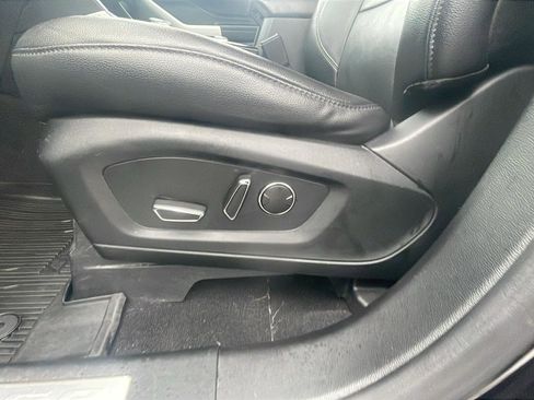 Used 2020 Ford Explorer Limited image 26