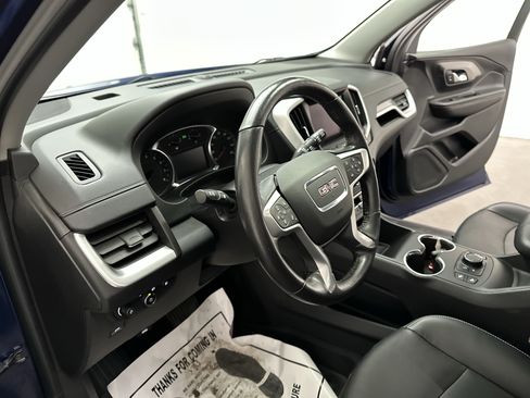 Used 2022 GMC Terrain SLT w/ LPO, Floor Liner Package AWD/4WD image 15